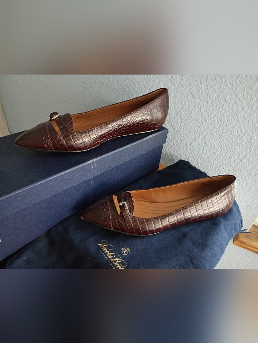 Brooks Brothers Point Toe Flats